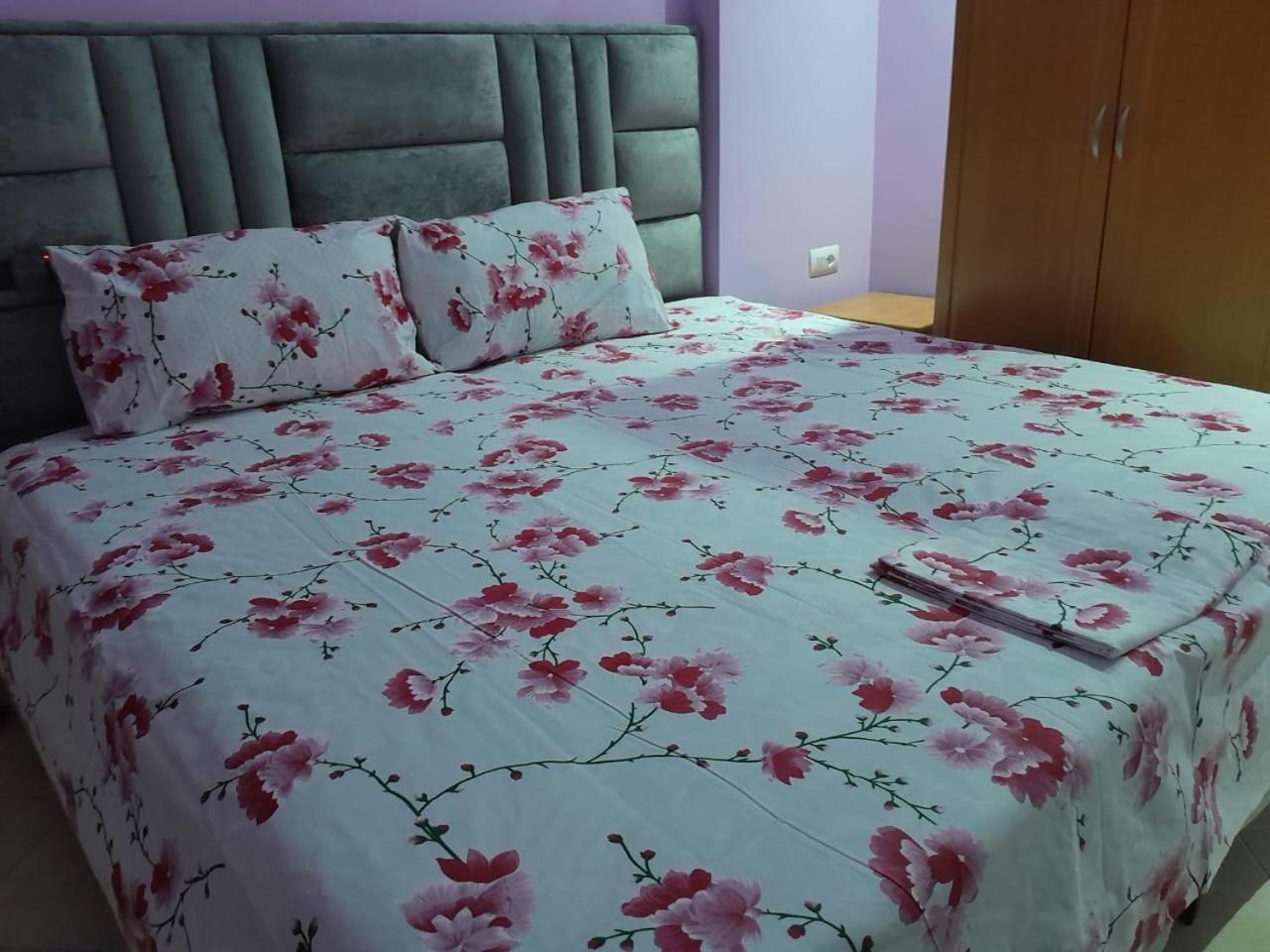 Vila Lida Саранде Екстериор снимка